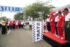 Sekda Banten Lepas Jalan Santai Hari Perhubungan Nasional