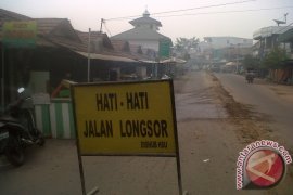 Puluhan Toko dan Tempat Ibadah Terancam Ambruk 