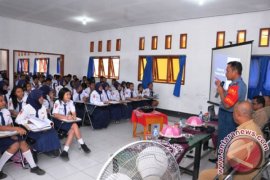 Satgas SBJ-2015 Berikan Penyuluhan Bela Negara di Banggai