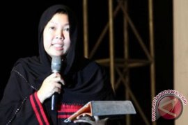 Inayah Wahid Meriahkan "Jatim Art Forum 2015"