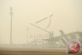 Sebanyak 56 Penerbangan di Pekanbaru Batal Akibat Asap