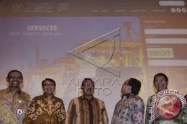 Menko Perekonomian Resmikan Portal "INSW"