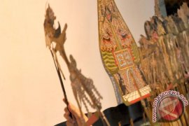 Wayang kulit tampil di Sofia Page 1 Small