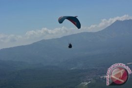 FASI Bondowoso Gelar "Ijen Flying Festival"