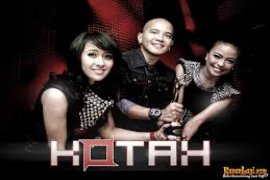 Kotak Ajak Penggemar "Beraksi"