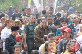Belimbur Tutup Rangkaian Erau Pelas Benua Guntung