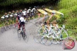 Tour De Singkarak Datangkan 150 ribu Wisatawan