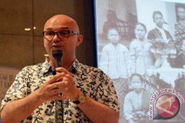 Olivier pun Jatuh Cinta pada Indonesia