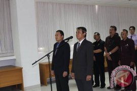 Rektor Undiksha Lantik Direktur Pascasarjana 