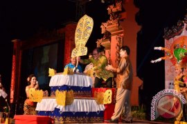 NDF 2015 Ditutup Dengan Penancapan "Kayonan" 