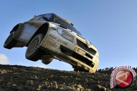   Subhan Aksa Juara Sprint Rally  