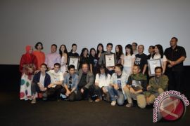 Dibuat dengan smartphone, film Cai Lan Gong raih MURI