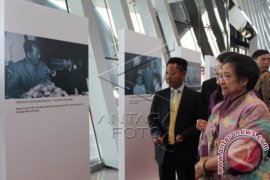 Indonesia, South China Sea, And US-ASEAN Summit