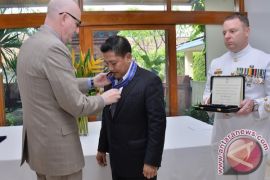 Dr Marsetio terima bintang penghargaan dari Australia