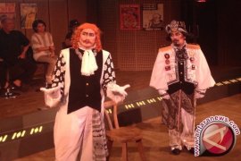 Korup Lawan Nonkorup dalam "Inspektur Jendral" Teater Koma