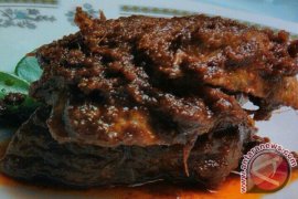 Sang Penjaga resep autentik Rendang Minang