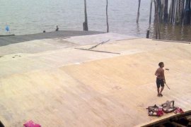 Gudang Ubur-ubur di Rohil Roboh, 17 Orang Terluka