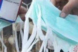 PLN Area Inhu Bagikan Masker Penangkal Asap