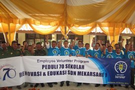 PLN Bedah Sekolah di Hari Listrik Nasional Ke70