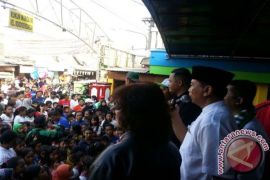 Rasiyo Beri Perhatian Warga Eks-Lokalisasi Tambak Asri Surabaya