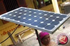 Masyarakat Desa Alul Nikmati PLTS 30 KWp