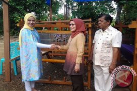 Kementerian Perindustrian Bantu 10 Unit Alat Tenun Ulos