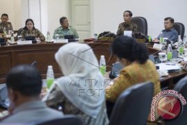 President Calls for Thorough Handling of Forest Fires