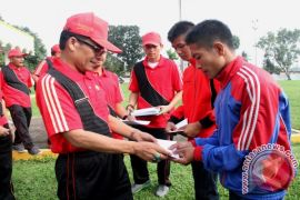 Atlet Berprestasi Labuhanbatu Terima Hadiah