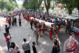 Kayu Jati Temuan di Bojonegoro Jadi Monumen