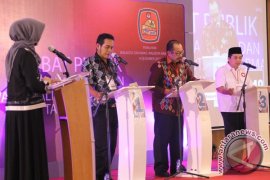 Debat Pertama Cawalkot Banjarmasin Tidak Saling Serang