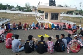 PMII Sumenep Peringati Hari Pahlawan di TMP