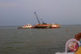 Alur Sungai Muara Pawan Kabupaten Ketapang Mulai Dikeruk