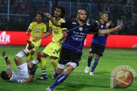 Arema Raih Poin Sempurna atas Persegres 4-1