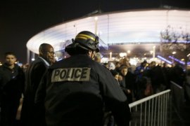 Chemical teams attend brussels mosque after powder found