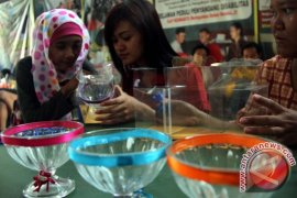 Guru SLB Trenggalek Kembangkan Usaha Mandiri Disabilitas