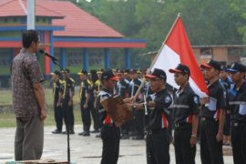 Wawali Bontang Kukuhkan Satgas Anti-Narkoba SMKN 3