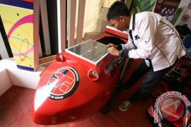 Mobil Tenaga Surya Poltek Kediri