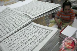 2,3 ton sampul Al Quran bahan terompet diamankan Page 1 Small