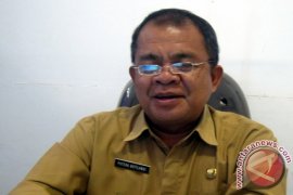 Warga Poso Tabuh Gong dan Gendang Sambut Gerhana Matahari Total