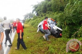 Rombongan Smart B-more Alami Kecelakaan 