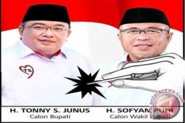 Cabup Tonny Junus Unggul di TPS Sendiri 