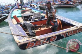 Nelayan Trenggalek Hentikan Aktivitas Melaut akibat Cuaca Buruk