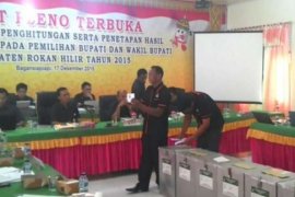 KPUD Rohil Gelar Rekapitulasi Perolehan Suara Pilkada