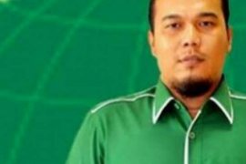 Golkar Tunjuk Ade Komaruddin Sebagai Ketua DPR