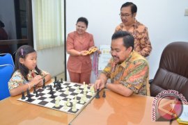 Siswa SD Surabaya Juarai Catur di Malaysia