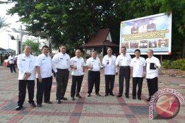 PNS Pemko Apel Pertama Kemeja Putih