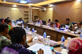 Rapat Evaluasi Anggran Pilkada 2015