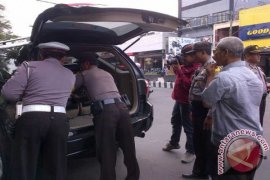 Polrestabes Surabaya Perketat Pengamanan Pusat Keramaian