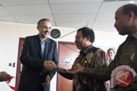 Peresmian Pusat Aplikasi Visa Inggris