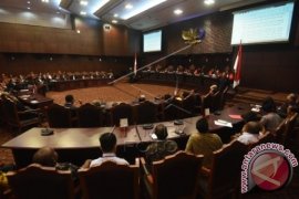 Putusan Empat Puluh Gugatan Pilkada